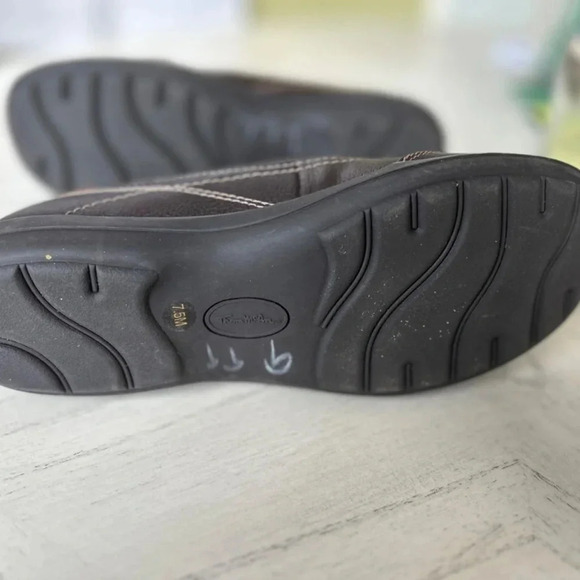 NWT Thom McAn Women's Casual Slip On Loafer  Leather Comfort Flats Sz 7.5 - Picture 10 of 12